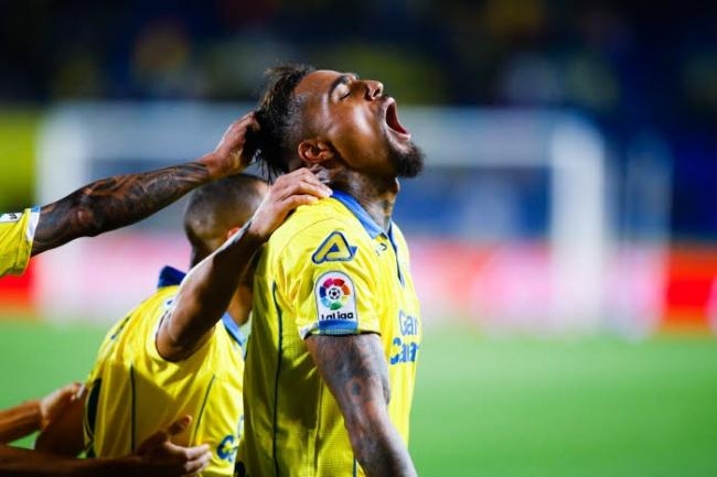 Mercato : Evra va-t-il jouer les ambassadeurs avec Boateng ?