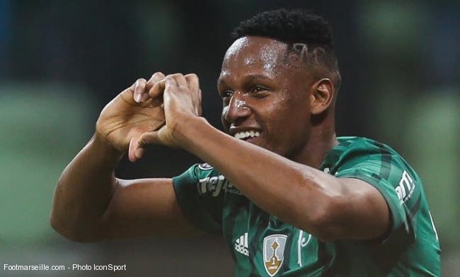 Mercato : l&rsquo;OM à la lutte avec le Barça pour un défenseur colombien ?