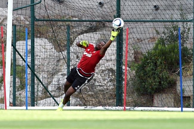 Mercato : Eyraud ne lâchera rien pour Mandanda