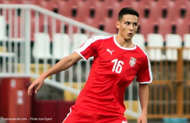 Mercato : l&rsquo;OM en pincerait pour un jeune serbe