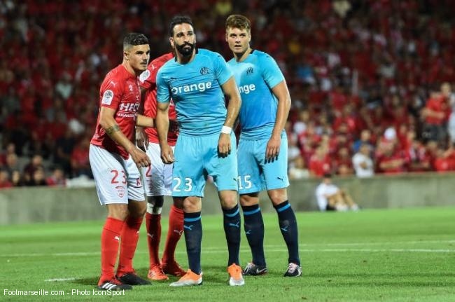 Caleta-Car prend deux matchs