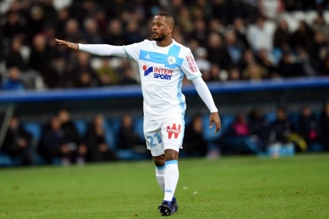 Evra revient sur la grève de Knysna