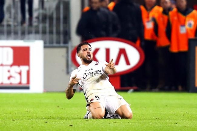 Gravelaine dénonce le comportement de Delort