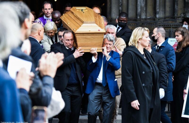Papin et Boli ont porté le cercueil du boss