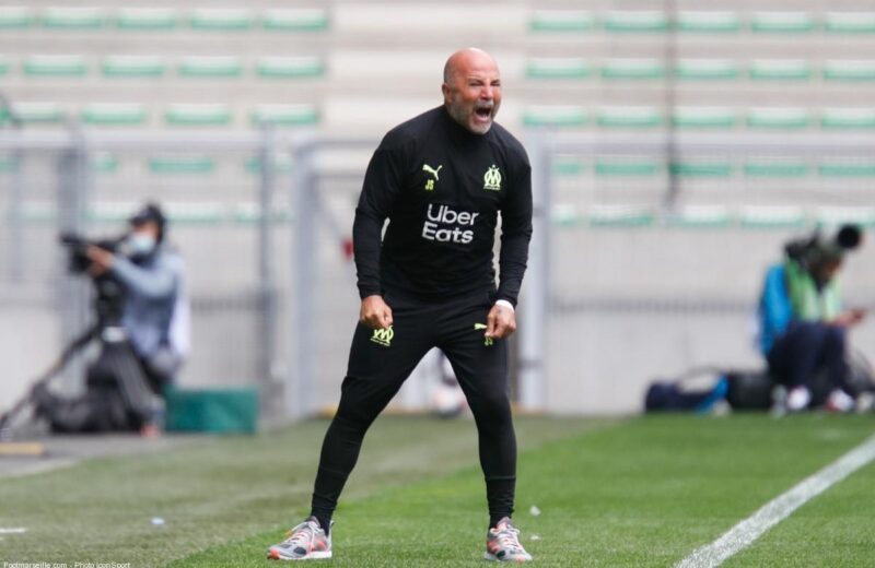 Acherchour intrigué par la tactique de Sampaoli