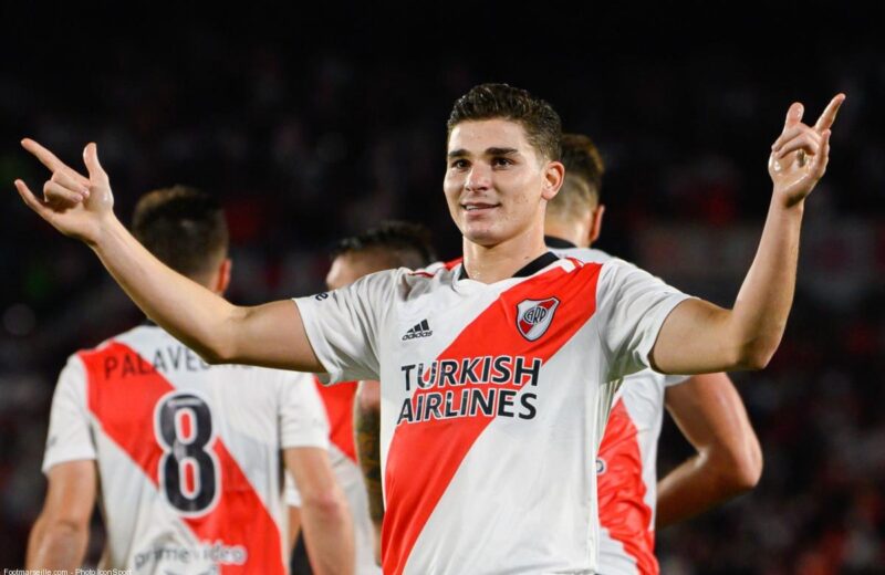 Mercato : l’agent de Julian Alvarez réagit à la rumeur OM