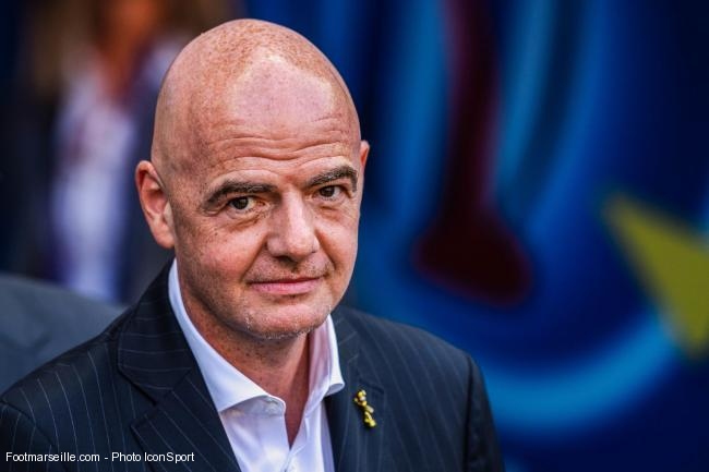 Infantino a comploté contre Ceferin