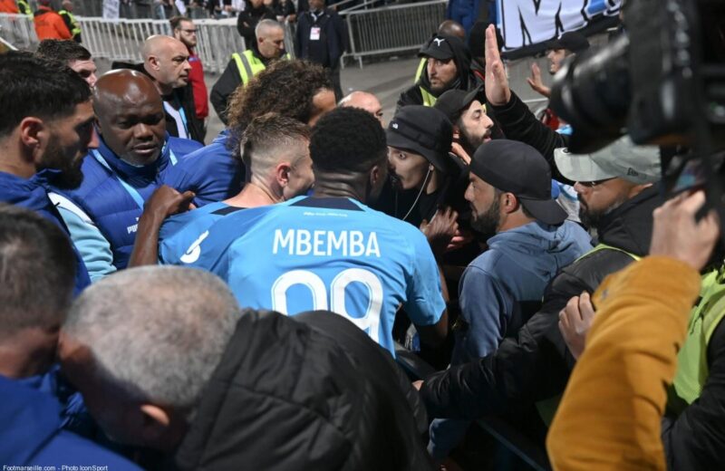 Explications musclées entre joueurs et supporters