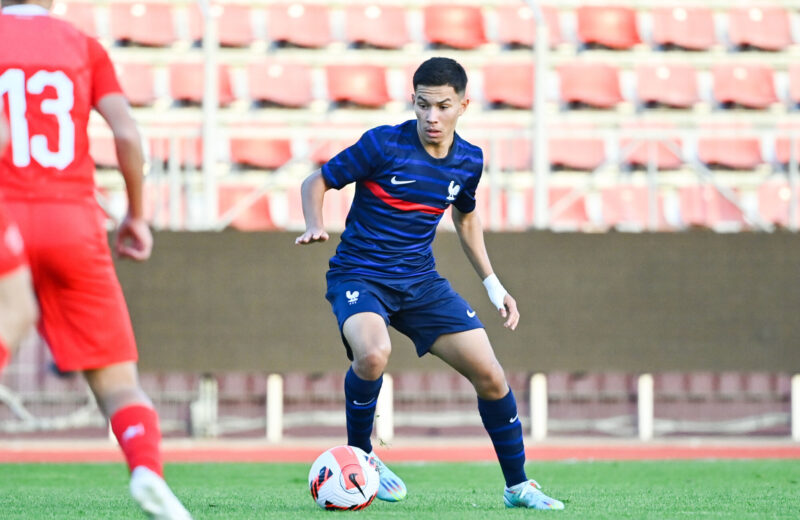 Sternal rempile jusqu’en 2027 !