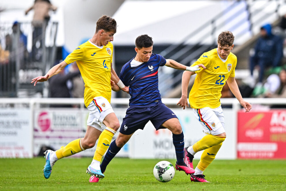 Enzo Sternal, Roumanie - France