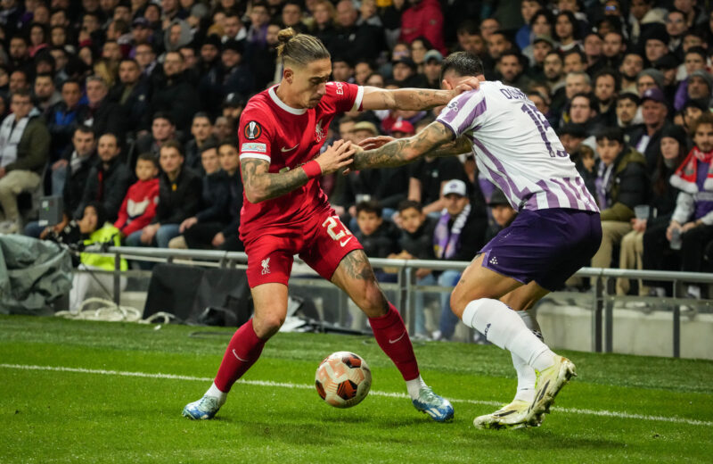 Emerson se rapproche, pas Tsimikas