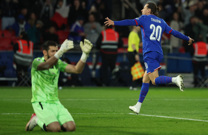 Ménès répond à la polémique Acherchour sur Thauvin