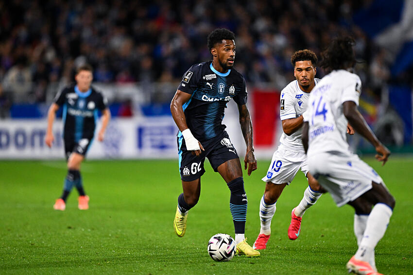 Amir Murillo lors d'AJ Auxerre - OM