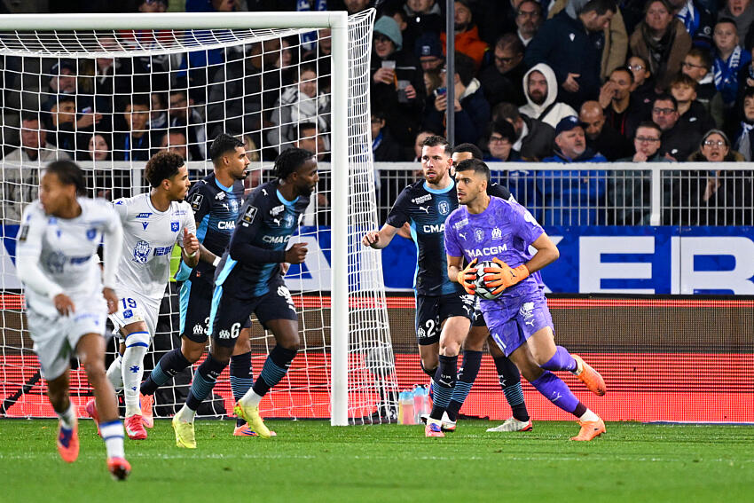 Geronimo Rulli lors d'AJ Auxerre - OM