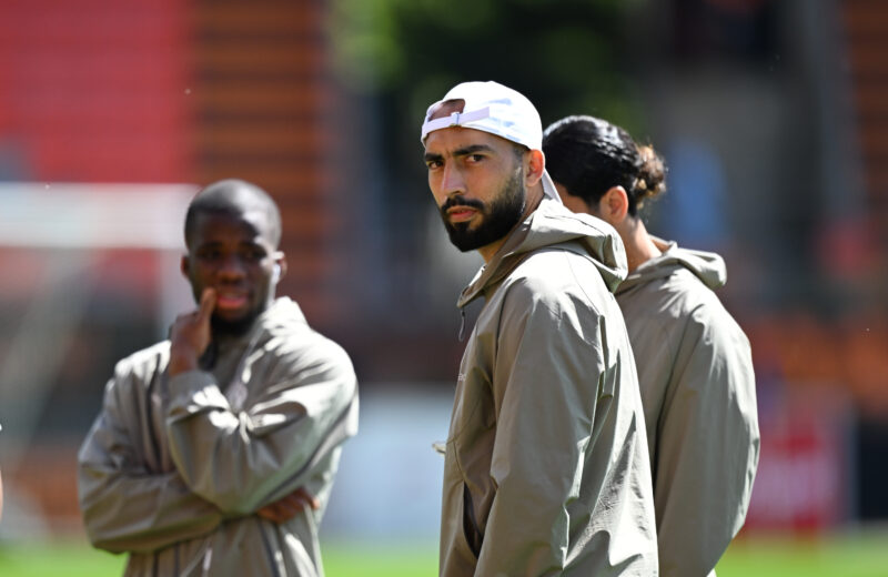 Rothen fracasse Abdelli après son accrochage avec Beye