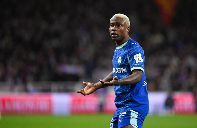 Nnadi dans le couloir droit contre Nantes ? La réponse de Beye et Weah